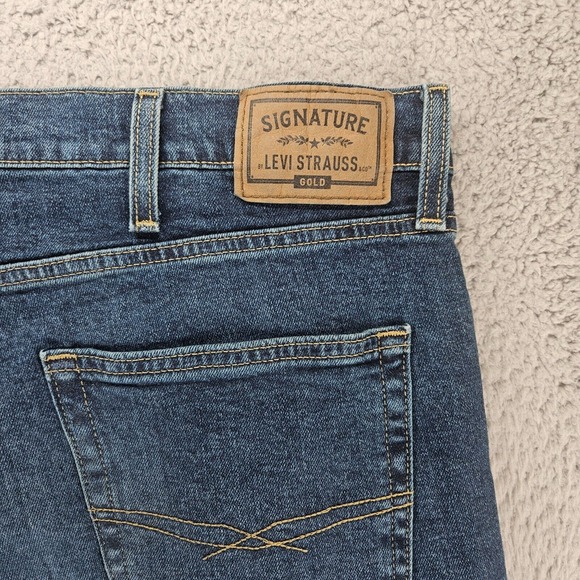 Levi Strauss Signature Gold Jeans Mens 42 x 31 Zip Fly Denim Athletic Straight‎ - Picture 8 of 15